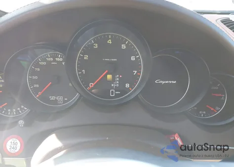 2016 Porsche Cayenne z USA, uszkodzony, nr VIN WP1AA2A24GKA15594